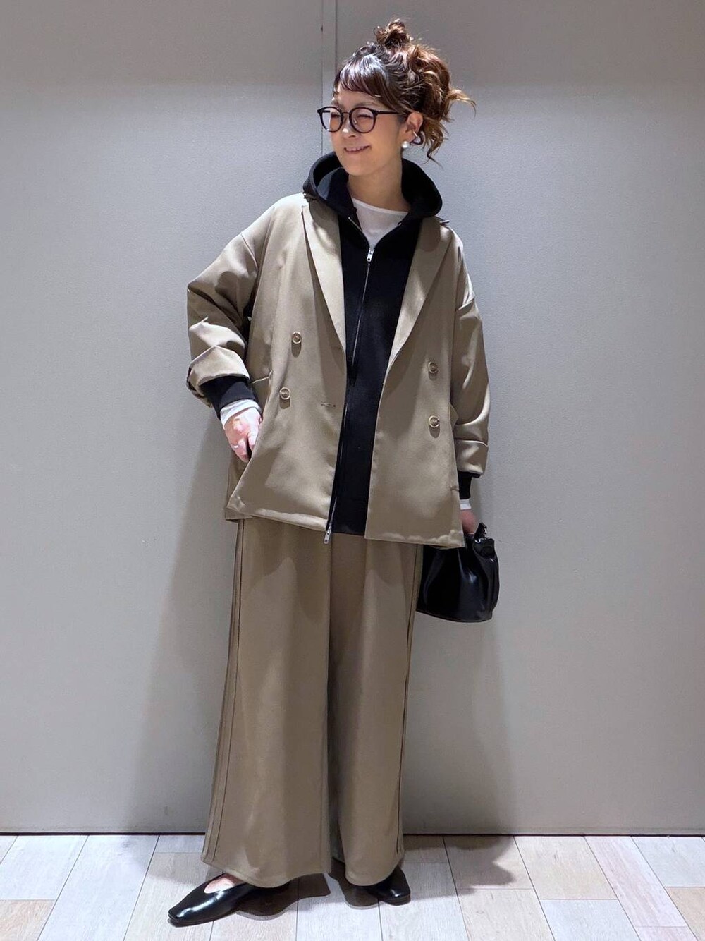 パフエアZIPBIGフーディー 582465を使った人気ファッション