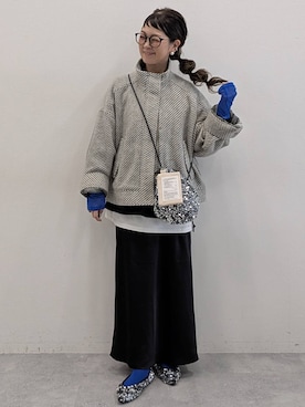 「LEPSIM（レプシィム）のストレッチサテンスカート　497324（スカート）」を使った、310lepsim75さん（レディース・163cm）の秋コーディネート