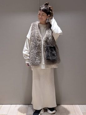 「LEPSIM（レプシィム）のストレッチサテンスカート　497324（スカート）」を使った、310lepsim75さん（レディース・163cm）の秋コーディネート