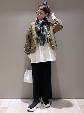 「アイテム（ストール/ショール）」を使った、310lepsim75さん（レディース・163cm・40代）の秋コーディネート