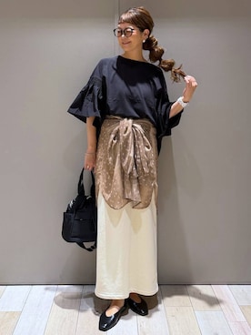 「LEPSIM（レプシィム）の異素材フリルBIGT　242843（Tシャツ/カットソー、ブラック系）」を使った、310lepsim75さん（レディース・163cm）の夏コーディネート