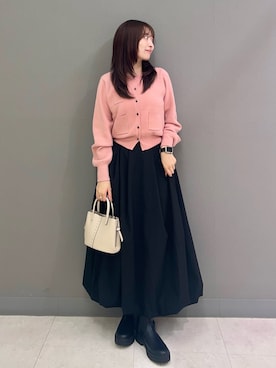 「SENSE OF PLACE by URBAN RESEARCH（センスオブプレイスバイアーバンリサーチ）のアイテム（カーディガン/ボレロ）」を使った、ヤノアミさん（レディース・163cm）の秋コーディネート