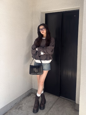 「アイテム（デニムスカート）」を使った、maiさん（レディース・167cm）の秋コーディネート