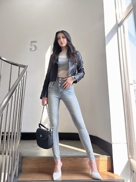 「アイテム（ライダースジャケット）」を使った、maiさん（レディース・167cm）の秋コーディネート
