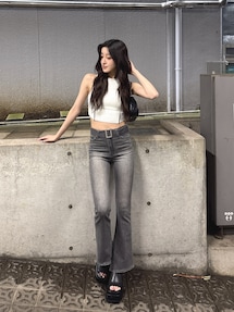 ハイウエストBACKレースアップフレアデニムパンツ｜ジェイダ（GYDA