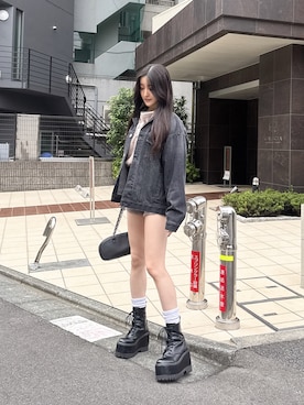 「アイテム（デニムジャケット）」を使った、maiさん（レディース・167cm）の秋コーディネート