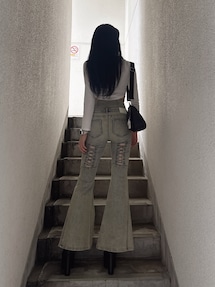 ハイウエストボタンBACKレースアップフレアデニムパンツ｜ジェイダ