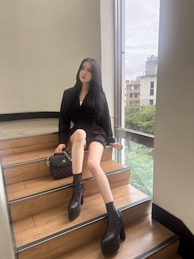 「アイテム（つなぎ/オールインワン）」を使った、maiさん（レディース・167cm）の秋コーディネート