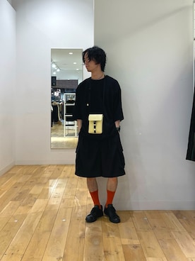 「SENSE OF PLACE by URBAN RESEARCH(センスオブプレイスバイアーバンリサーチ)のエクストラルーズTシャツ(Tシャツ/カットソー、ブラック系)」を使った、にしはらさん(メンズ・169cm)の春コーディネート