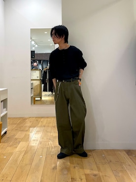 「SENSE OF PLACE by URBAN RESEARCH(センスオブプレイスバイアーバンリサーチ)のワッフルヘンリーネックロングTシャツ(Tシャツ/カットソー、ブラック系)」を使った、にしはらさん(メンズ・169cm)の春コーディネート
