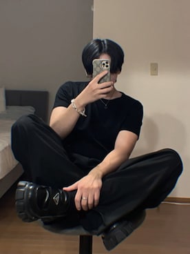 「HERMES（エルメス）のアイテム（ブレスレット）」を使った、橘未来（みらい）さん（メンズ・172cm）の秋コーディネート