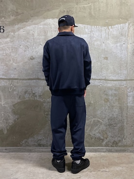 「AVIREX（アヴィレックス）のアイテム（ジャージ）」を使った、YOSHIさん（メンズ・173cm）の冬コーディネート