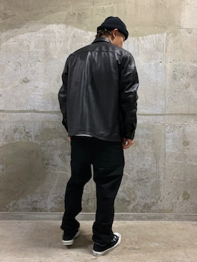 「AVIREX（アヴィレックス）のアイテム（その他アウター）」を使った、YOSHIさん（メンズ・173cm）の秋コーディネート