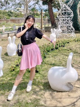 「アイテム（腕時計、パープル系）」を使った、寶寶鷹さん（レディース・164cm）の春コーディネート