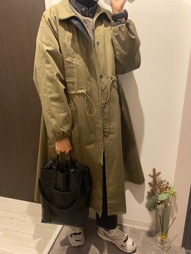 「ファー」｜「アイテム（ステンカラーコート）」を使った、mayacoroさん（レディース・163cm）の冬コーディネート