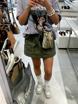 「アイテム（シューズ小物/雑貨）」を使った、おとんちゃんさん（レディース・156cm）の秋コーディネート