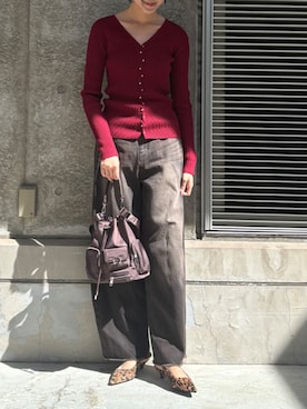「アイテム（ハンドバッグ）」を使った、ECスタッフさん（レディース・170cm）の秋コーディネート