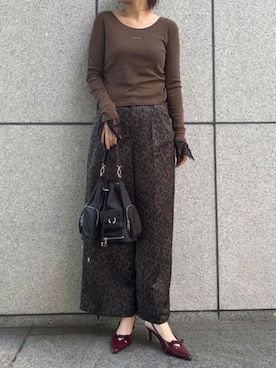 「ELLEgirl（エルガール）のアイテム（ハンドバッグ）」を使った、ECスタッフさん（レディース・169cm）の秋コーディネート