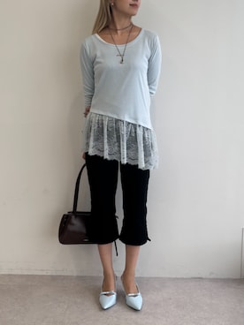 「ELLEgirl（エルガール）のアシメ裾レースロンT（T Shirts、ブルー系）」を使った、ECスタッフさん（レディース・170cm）の秋コーディネート