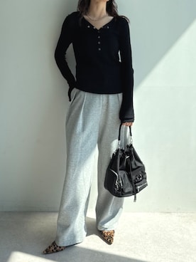 「ELLEgirl（エルガール）のアイテム（ハンドバッグ）」を使った、ECスタッフさん（レディース・163cm）の秋コーディネート