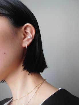「アイテム（イヤーカフ）」を使った、manaさん（レディース・158cm）の夏コーディネート