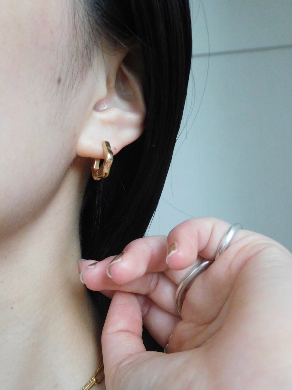 ー品販売  TEN.（テン）の「18KGP シマーピアス（ピアス（両耳用））」 - WEAR アクセサリー
