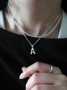 「TEN.（テン）のSILVER925 フラットケーブルチェーンネックレス 38cm（ネックレス、シルバー系）」を使った、manaさん（レディース・158cm）の秋コーディネート