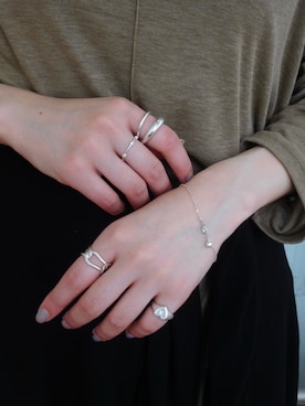 「TEN.（テン）の【ZOZO限定】SILVER925 バロックブレスレット（ブレスレット、シルバー系）」を使った、manaさん（レディース・158cm）の夏コーディネート