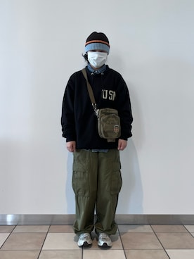 「AVIREX（アヴィレックス）のアイテム（スウェット）」を使った、Seonhye Hongさん（レディース・167cm）の冬コーディネート