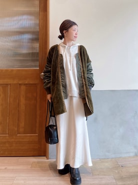 「etsinta（エシンタ）のアイテム」を使った、にわまりこさん（レディース・151cm）の冬コーディネート