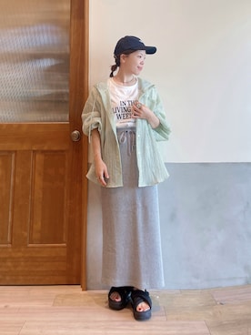 「リブスカート」｜にわまりこさん（レディース・151cm）の秋コーディネート