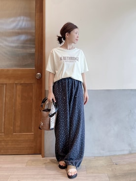 「CIAOPANIC TYPY（チャオパニックティピー）の【接触冷感】ロゴプリントTee（Tシャツ/カットソー、グリーン系）」を使った、にわまりこさん（レディース・151cm）の夏コーディネート