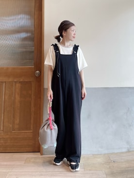 「アイテム（つなぎ/オールインワン）」を使った、にわまりこさん（レディース・151cm）の夏コーディネート