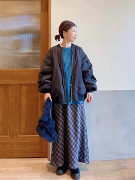 「アイテム（MA-1）」を使った、にわまりこさん（レディース・151cm）の冬コーディネート