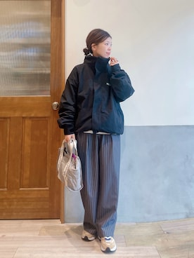 「アイテム（ナイロンジャケット）」を使った、にわまりこさん（レディース・151cm）の秋コーディネート