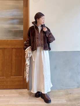 「アイテム（バンダナ/スカーフ）」を使った、にわまりこさん（レディース・151cm）の秋コーディネート