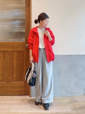 「アイテム（マウンテンパーカー）」を使った、にわまりこさん（レディース・151cm）の秋コーディネート