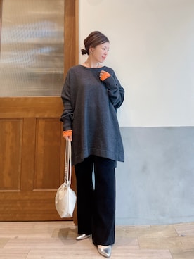 「アイテム（Tシャツ/カットソー、オレンジ系）」を使った、にわまりこさん（レディース・151cm）の秋コーディネート