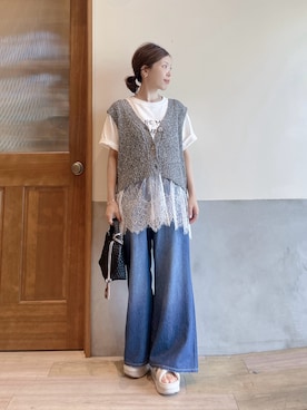 「CIAOPANIC TYPY（チャオパニックティピー）の【WEB限定】【UNISEX】手書きメッセージロゴTEE（Tシャツ/カットソー、ホワイト系）」を使った、にわまりこさん（レディース・151cm）の夏コーディネート