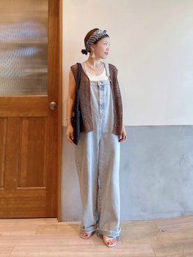 「アイテム（オールインワン・サロペット）」を使った、にわまりこさん（レディース・151cm）の秋コーディネート