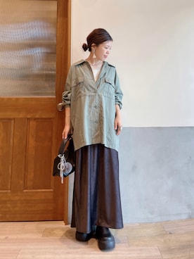 「アイテム（キーホルダー）」を使った、にわまりこさん（レディース・151cm）の秋コーディネート