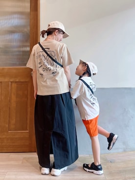 「DOD（ディーオーディー）のアイテム（キャップ）」を使った、にわまりこさん（レディース・151cm）の春コーディネート