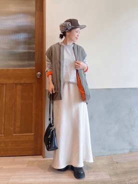 「アイテム（MA-1）」を使った、にわまりこさん（レディース・151cm）の秋コーディネート