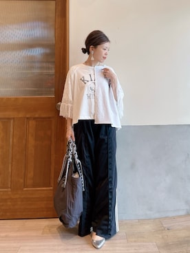 「etsinta（エシンタ）のアイテム」を使った、にわまりこさん（レディース・151cm）の春コーディネート