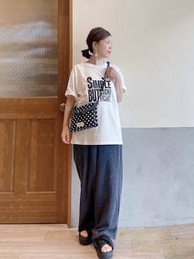 「CIAOPANIC TYPY（チャオパニックティピー）の【UNISEX】【シルエット調整可】ピグメント加工ワッフルイージーパンツ/WEB限定カラーあり（スウェットパンツ）」を使った、にわまりこさん（レディース・151cm）の夏コーディネート