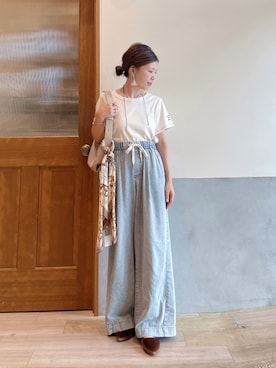 「アイテム（バンダナ/スカーフ）」を使った、にわまりこさん（レディース・151cm）の秋コーディネート