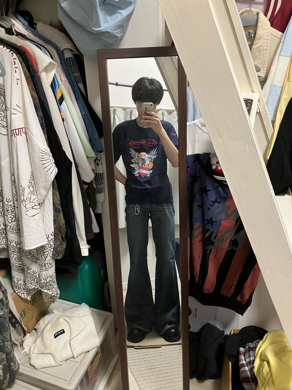 「古着MIX、古着、大学生」｜「Ed Hardyのアイテム（Tシャツ/カットソー、ブラック系）」を使った、dadaさん（メンズ・179cm）の春コーディネートの1枚目の写真