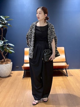 「アイテム（クラッチバッグ）」を使った、K.SHIBUYAさん（レディース・154cm）の夏コーディネート