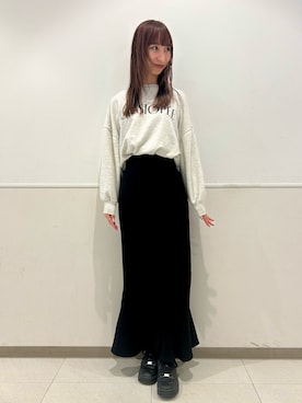 「マーメイドスカート」｜「アイテム（スウェット）」を使った、Makiさん（レディース・165cm）の冬コーディネート