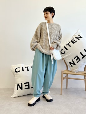 「アイテム（ニット/セーター）」を使った、Yamaさん（レディース・160cm）の秋コーディネート